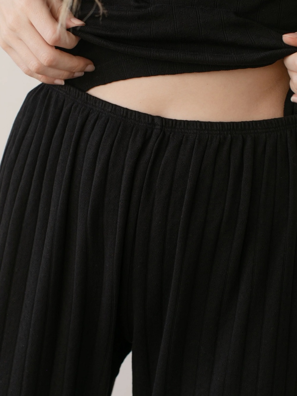 DONNI. Pointelle Crop Pant - Black